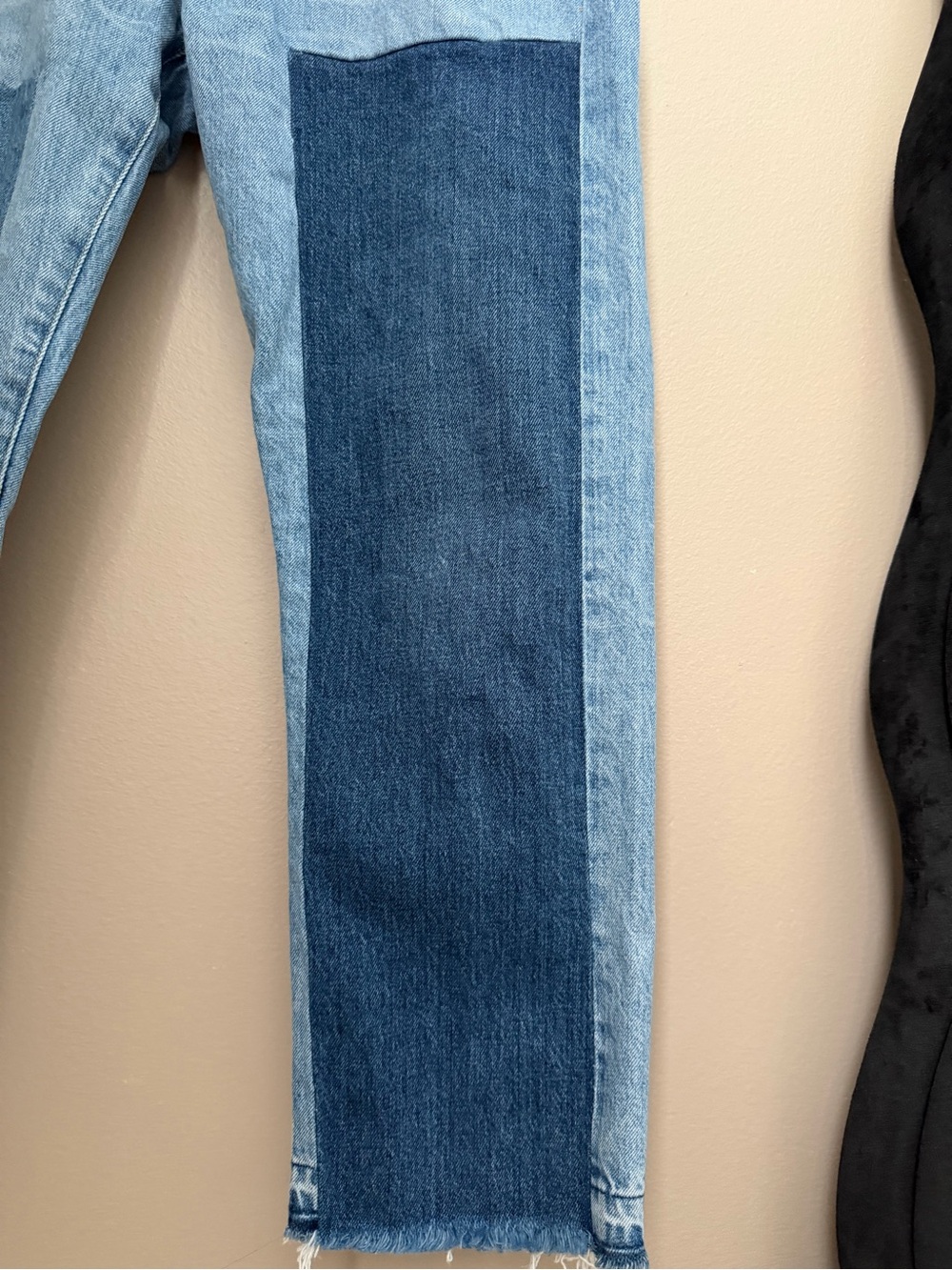 Citizens Of Humanity Two-Tone Boyfriend Jeans in Light and Medium Blue - Picture 3 of 16